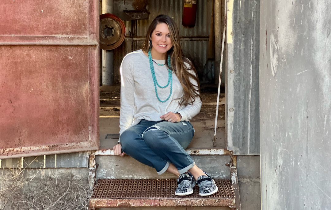 Patch Jeans Outfit