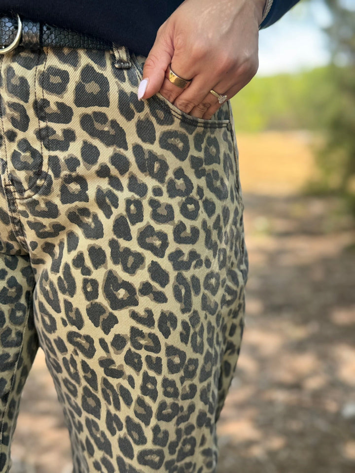 Maris Leopard Barrel Jean
