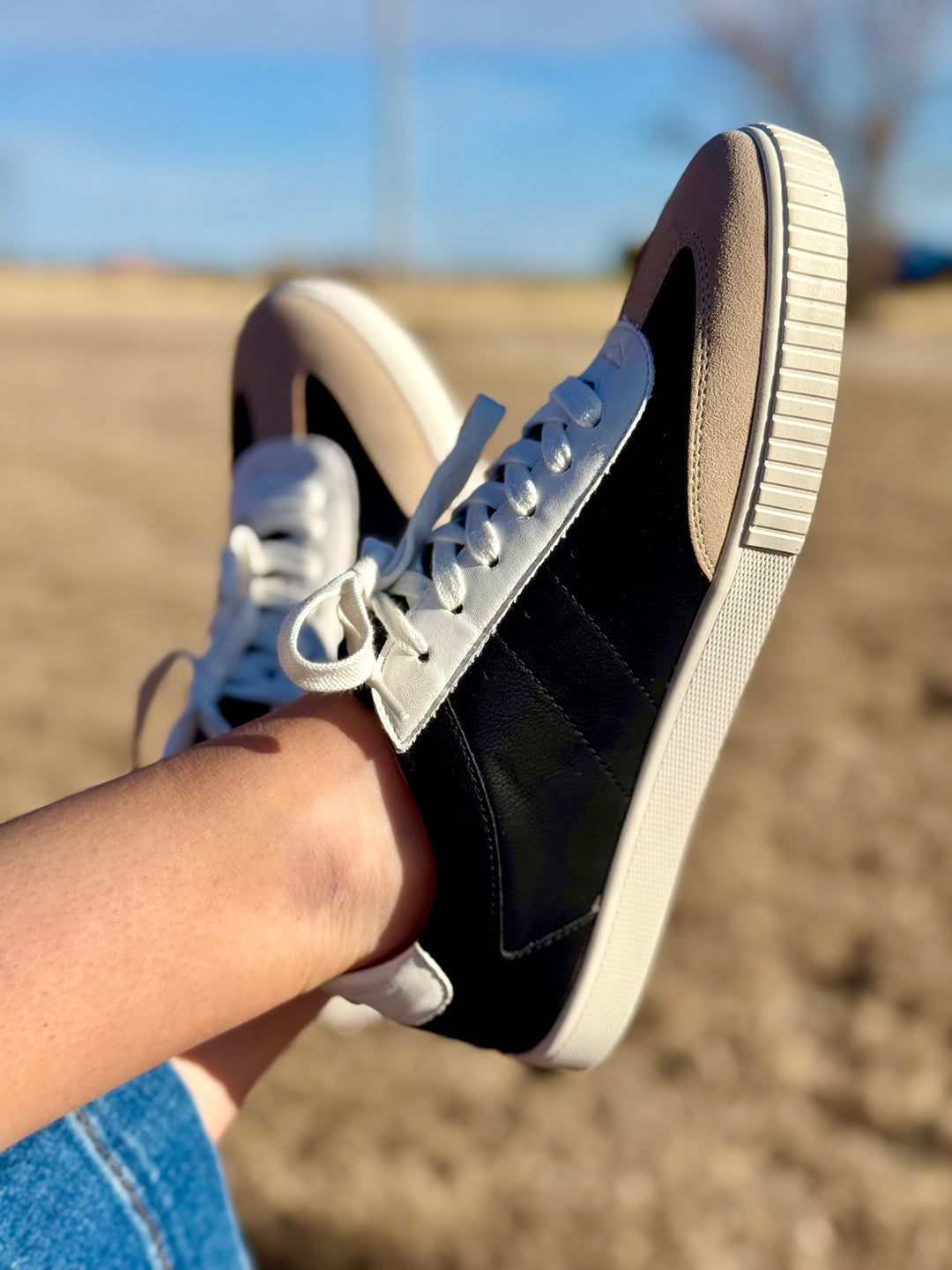 Dinia Black Low-Top Sneaker by Yellowbox