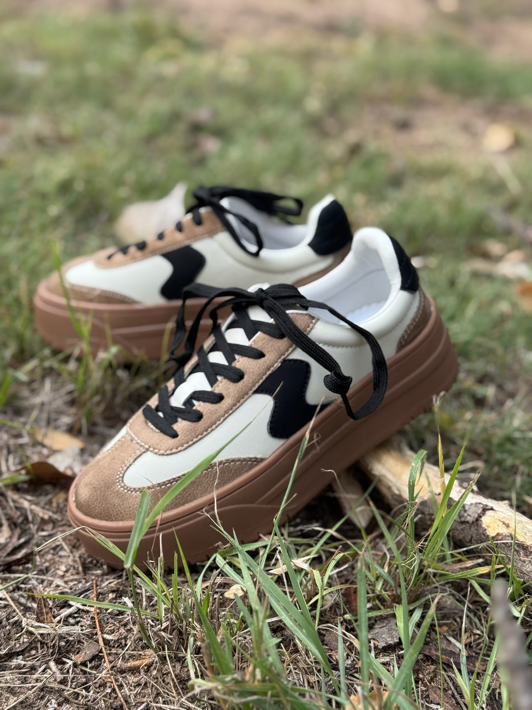 Pop Off Sneakers by Corkys