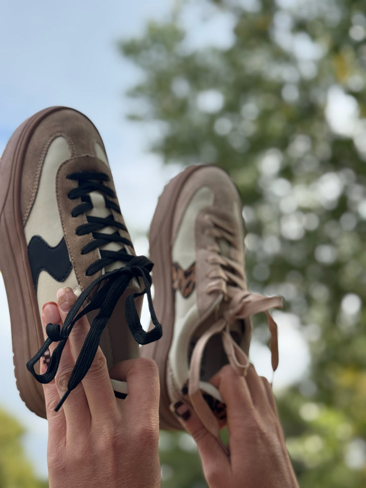 Pop Off Sneakers by Corkys