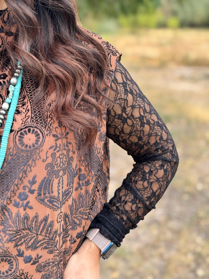 Loving the Lace Black Top
