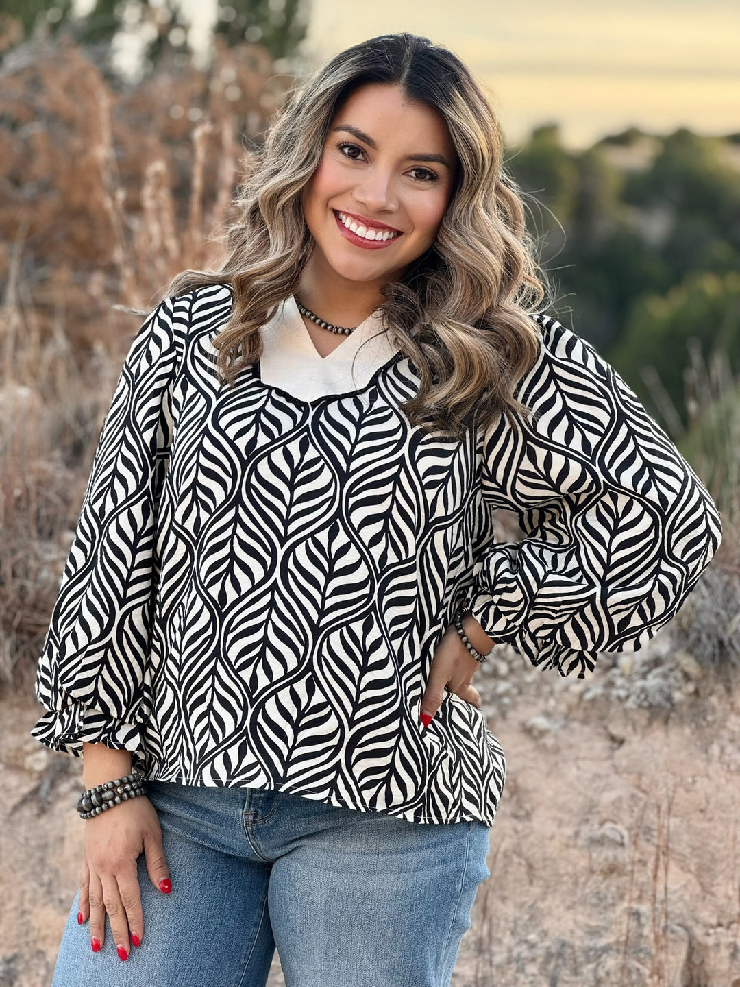 Everleigh Black & Cream Top