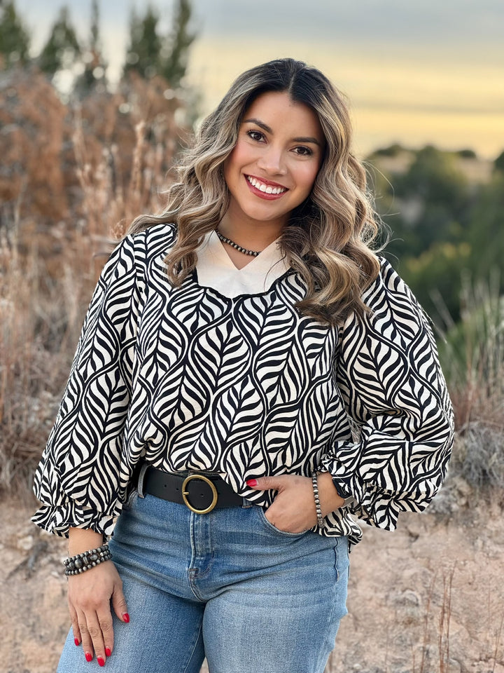 Everleigh Black & Cream Top