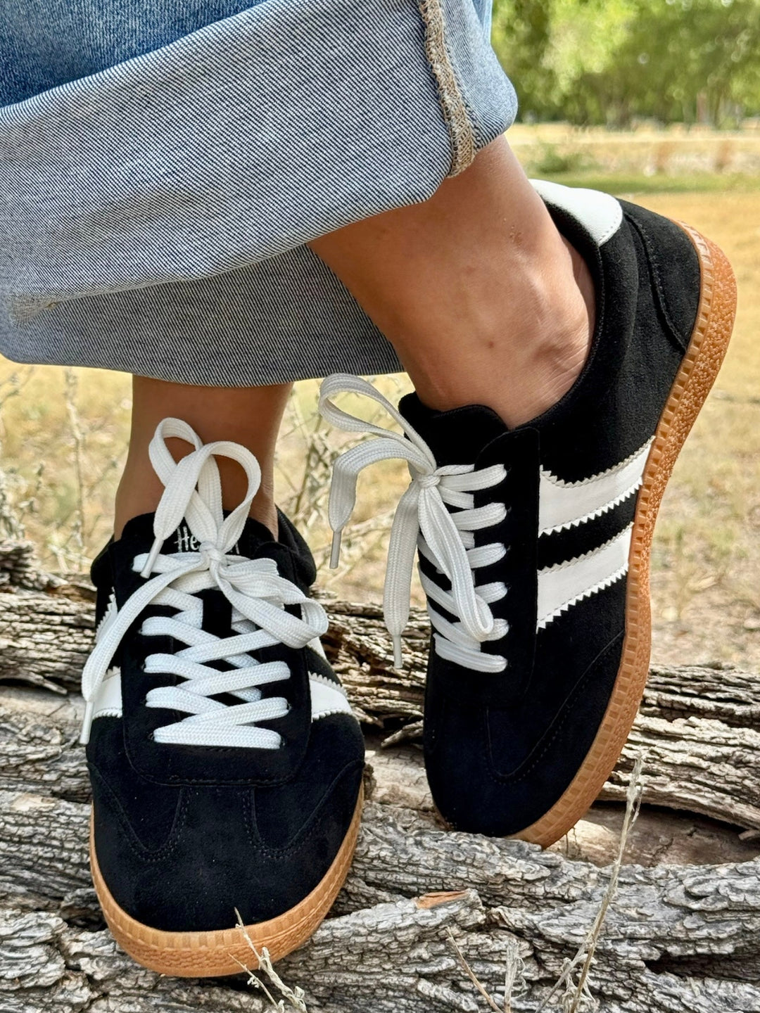 Heads Up Black Sneaker by Corkys
