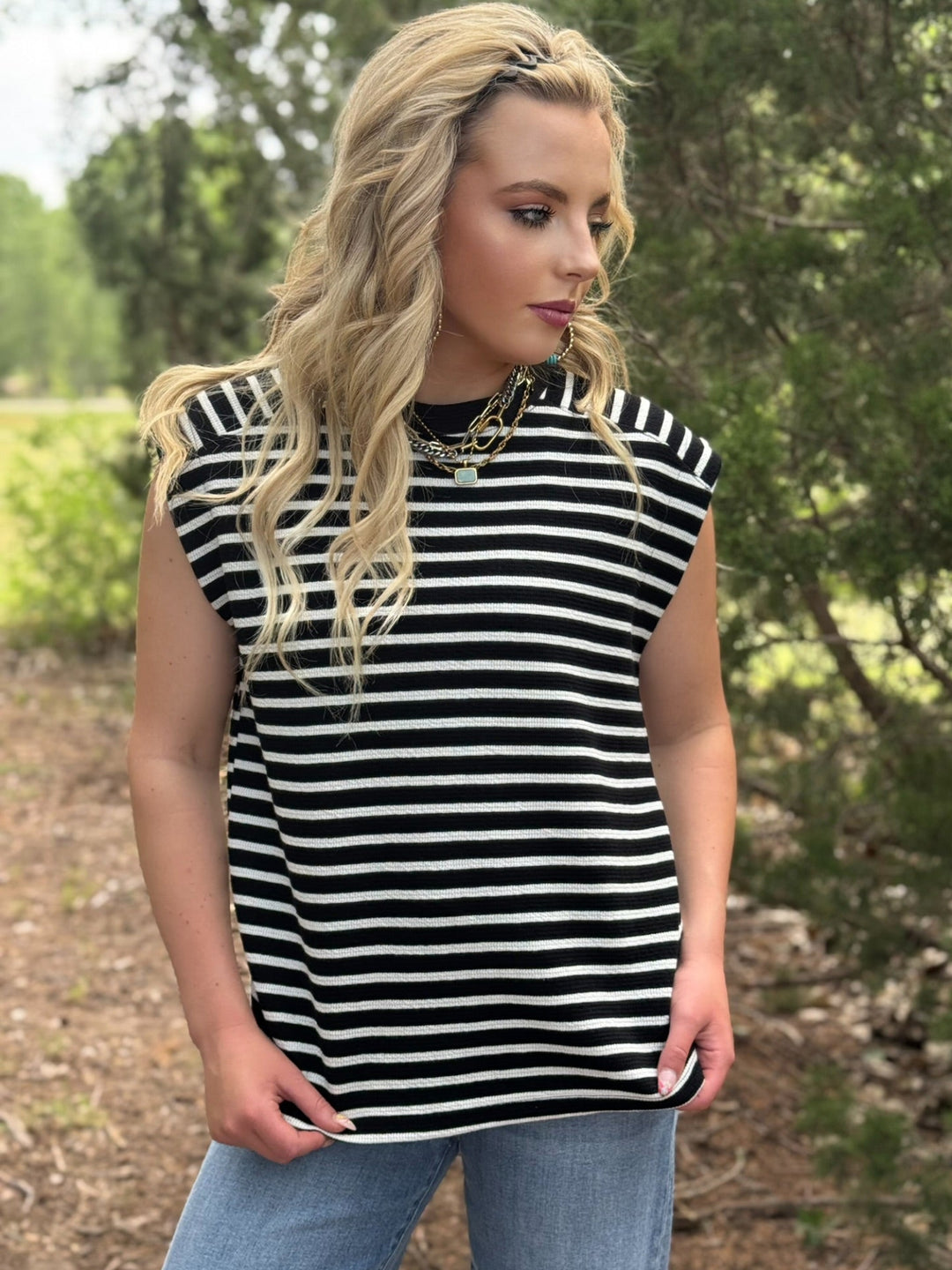 Jana Black & White Sleeveless Top