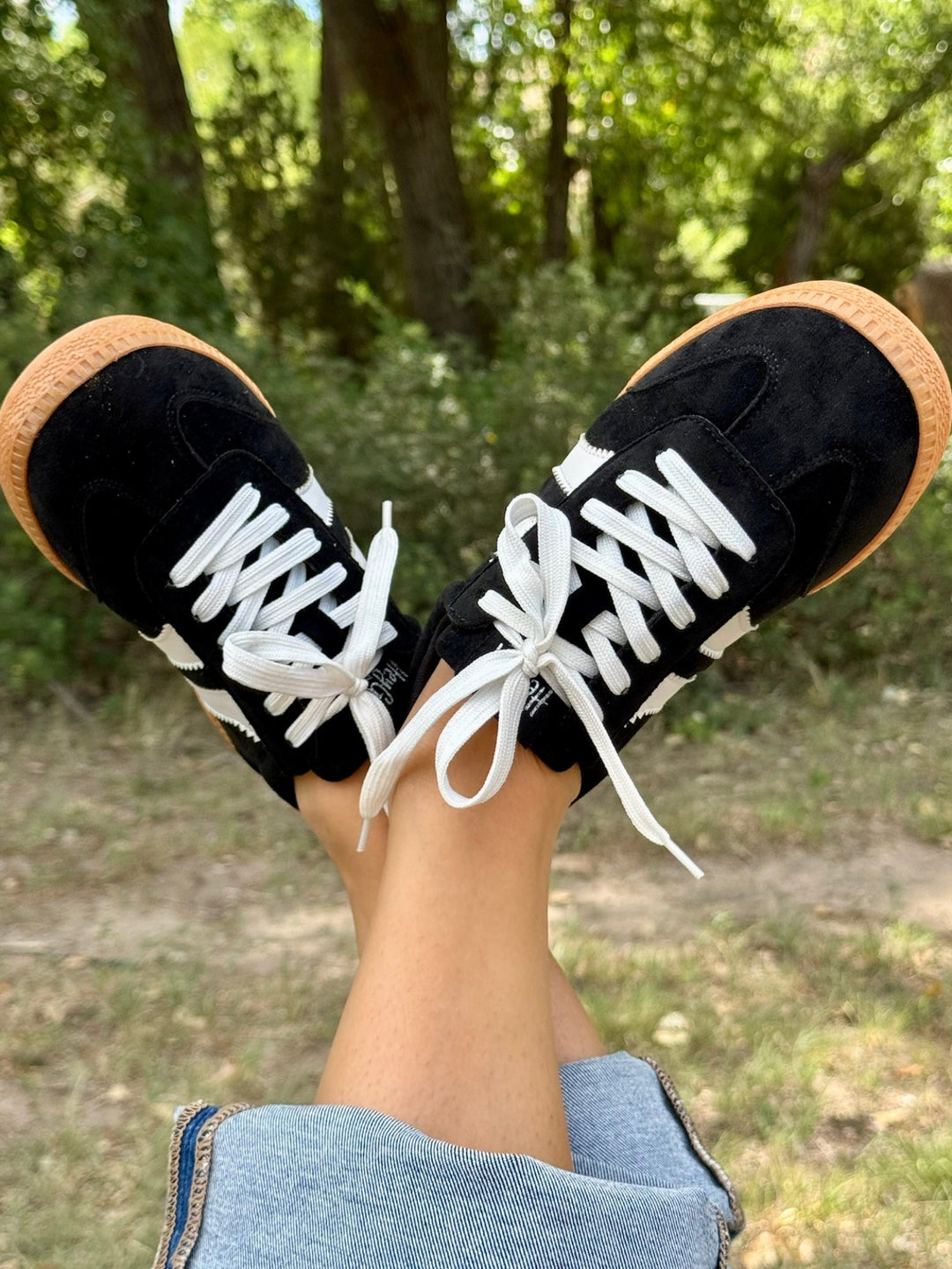 Heads Up Black Sneaker by Corkys