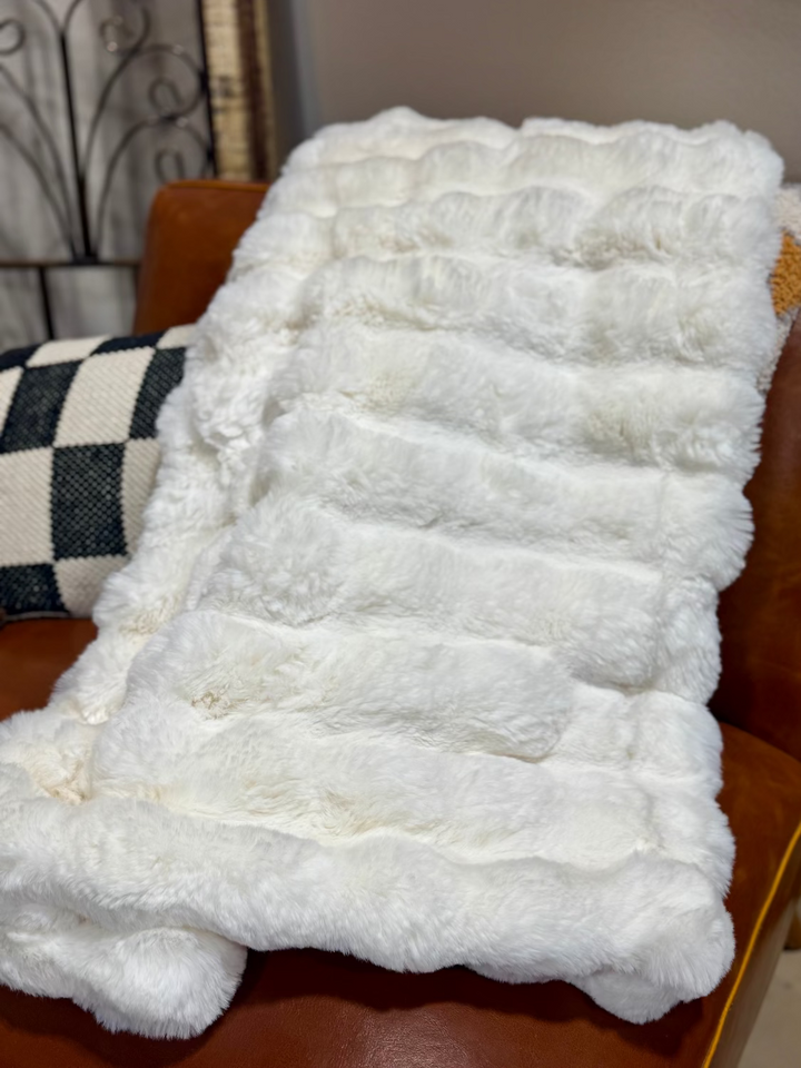Faux Fur Throw Blanket