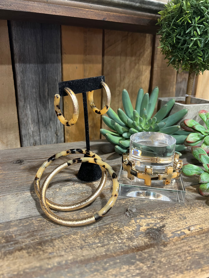 Teo Tortoise Earrings