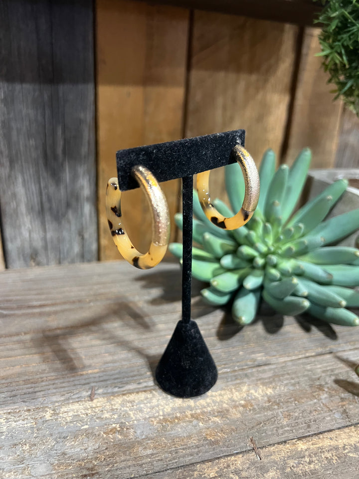 Teo Tortoise Earrings