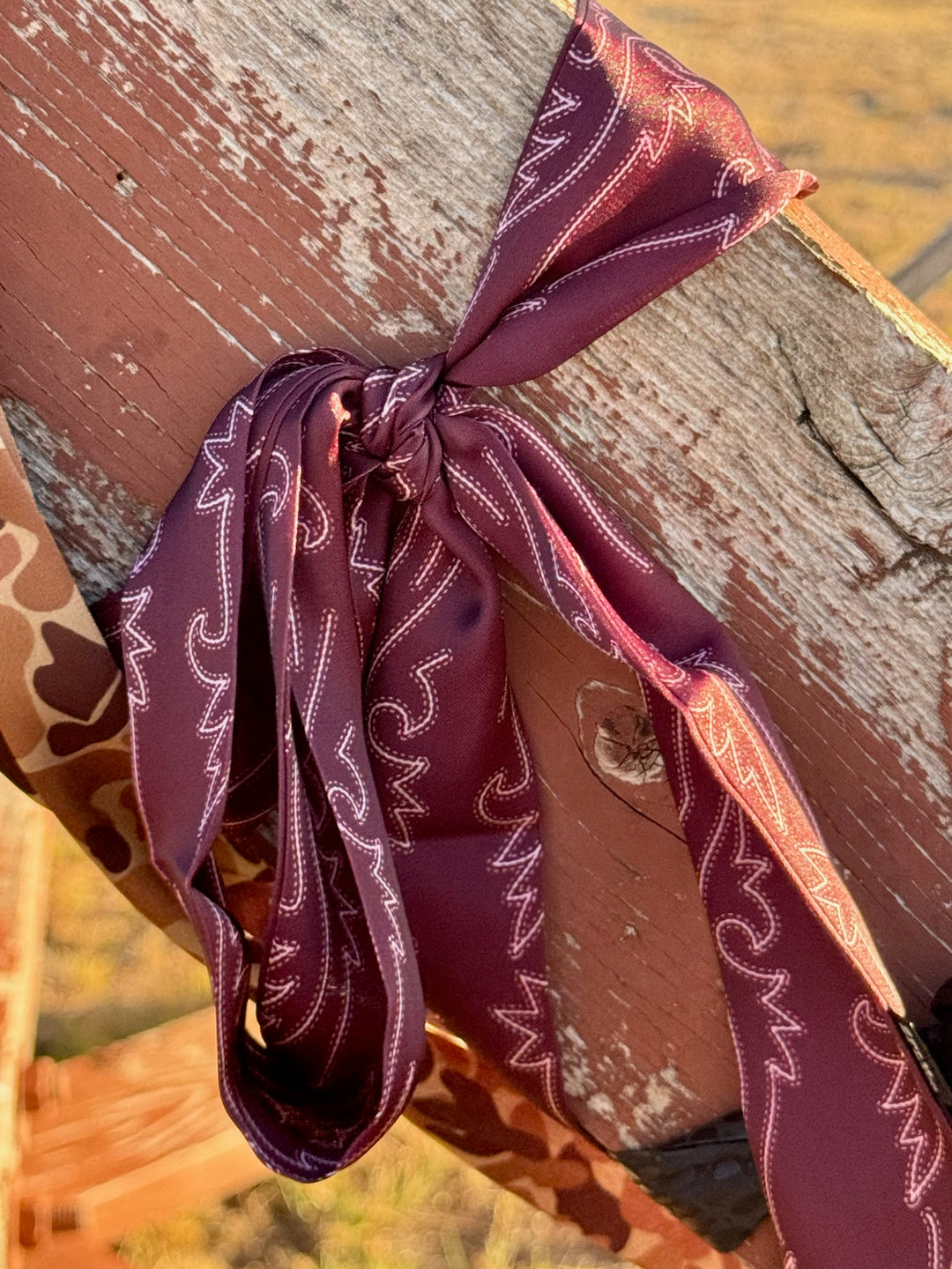 2 Fly Twilly Scarves