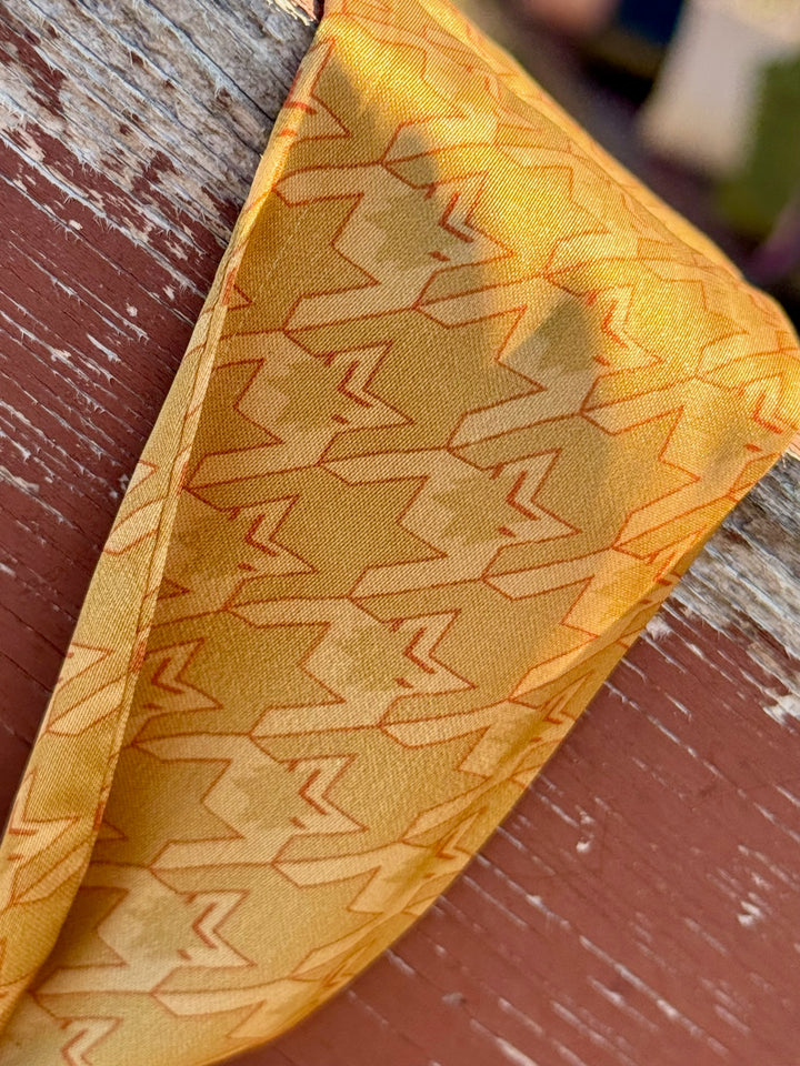 2 Fly Twilly Scarves
