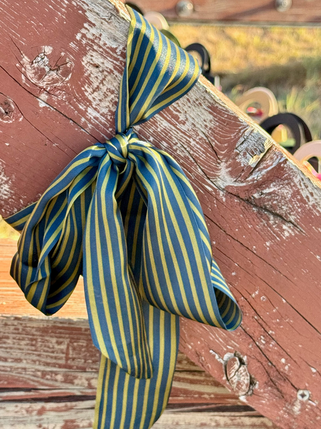 2 Fly Twilly Scarves