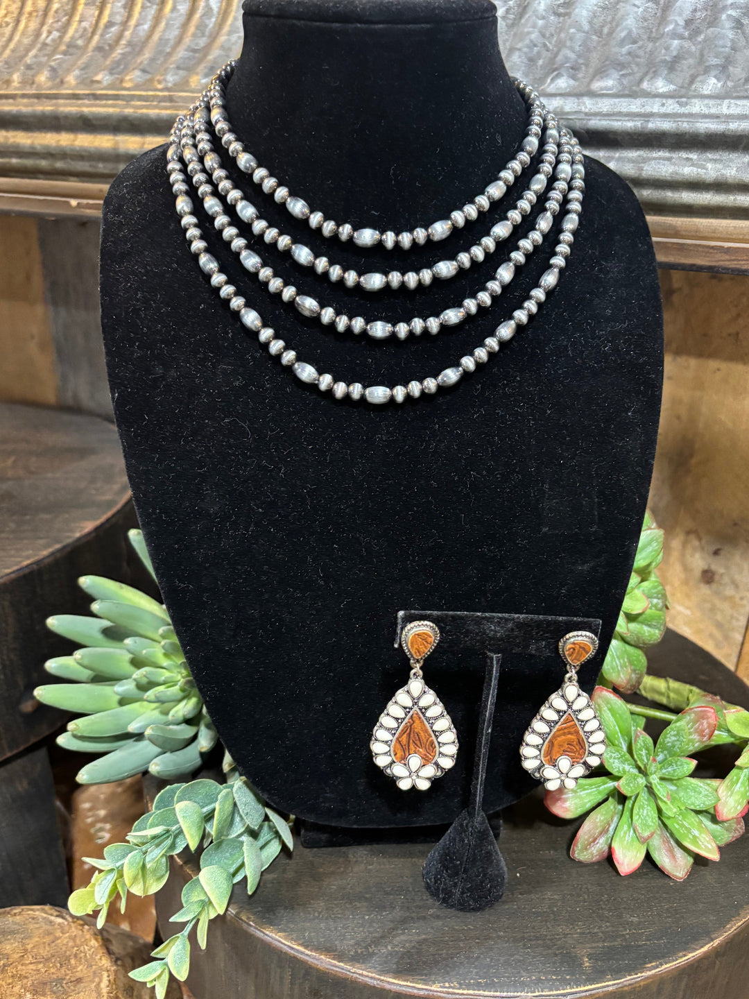 Gillette 4 Strand Navajo Necklace