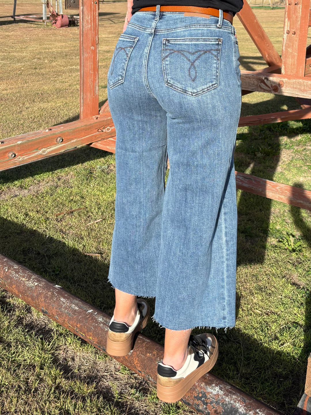 Rachel Wide Leg Crop Jean by Judy Blue