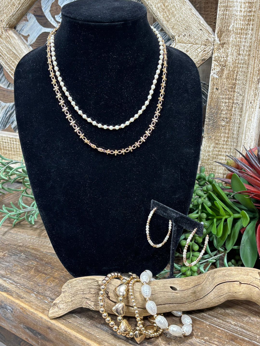 Halston Gold & Pearl Necklace