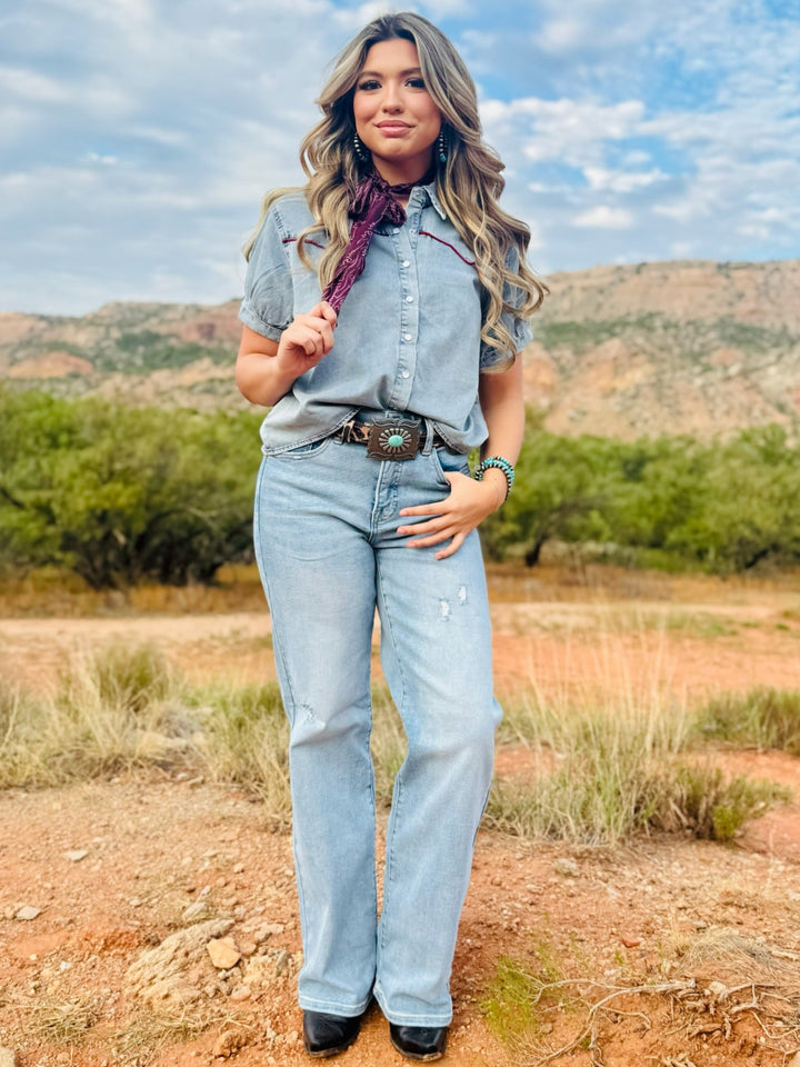 Rope Ridge Pearl Snap Denim Top