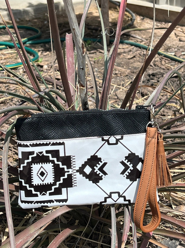 Whiteriver Black & White Aztec Pattern Wristlet