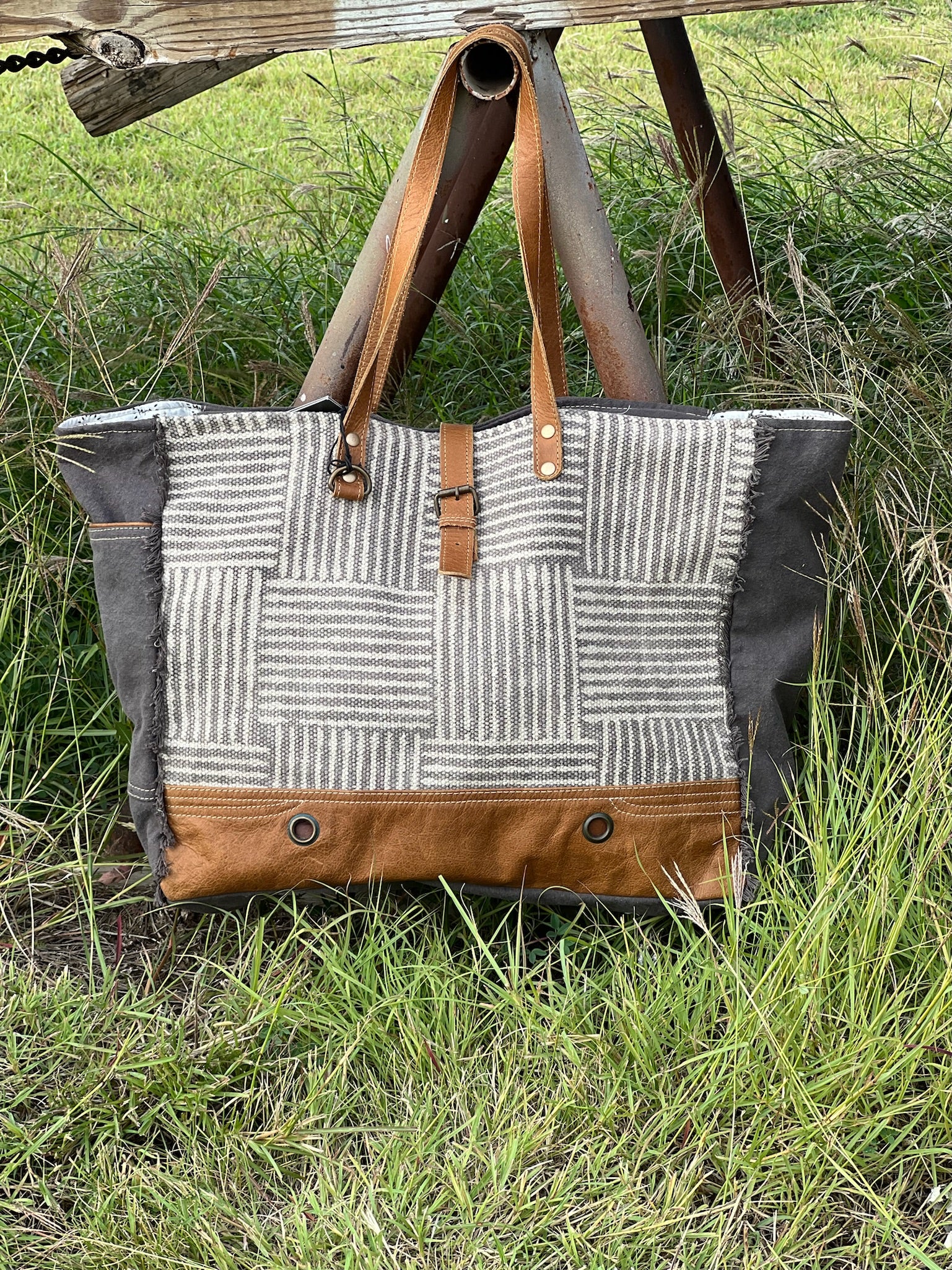 Myra discount weekender bags