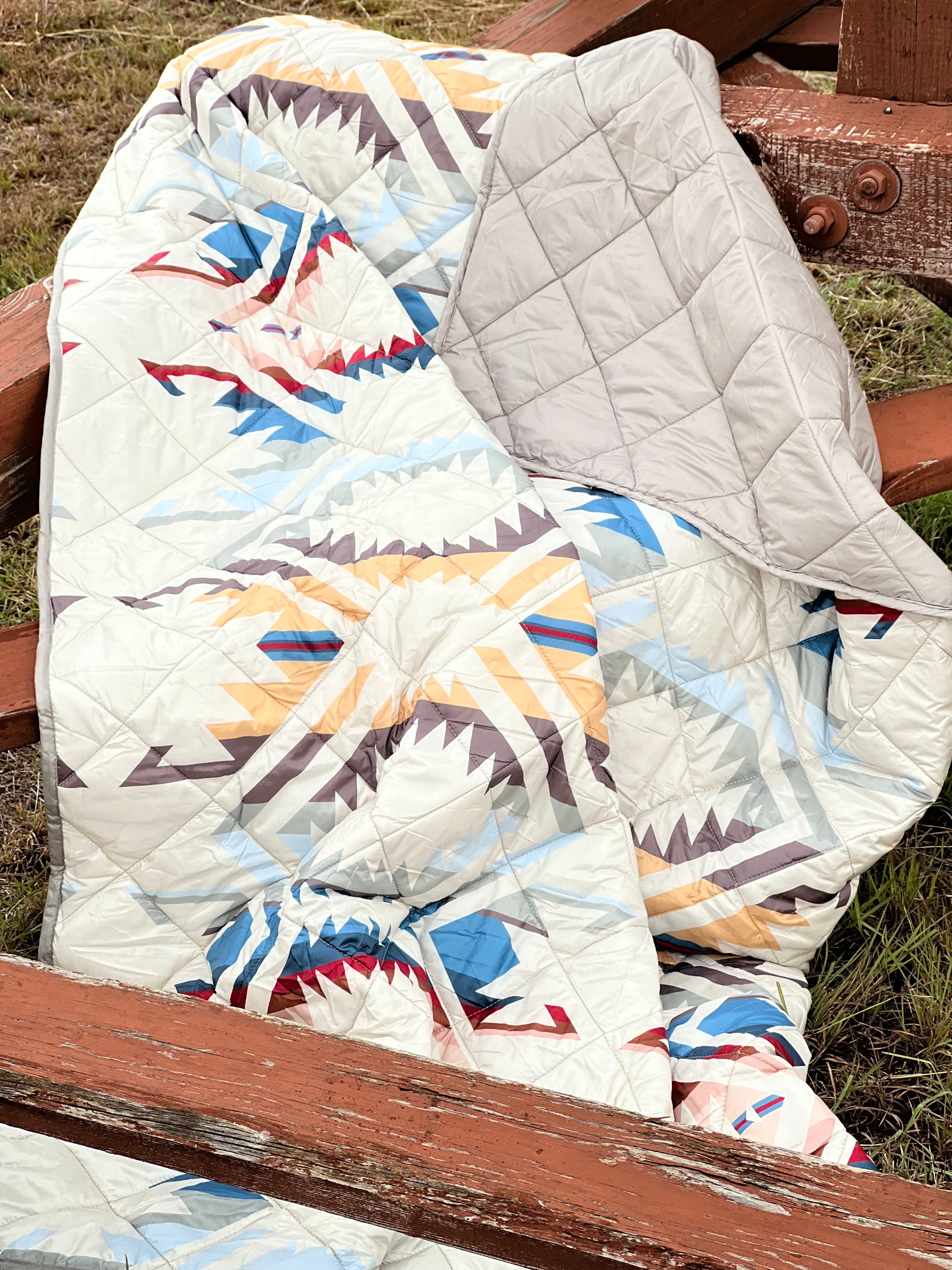 Pendleton Packable Throw