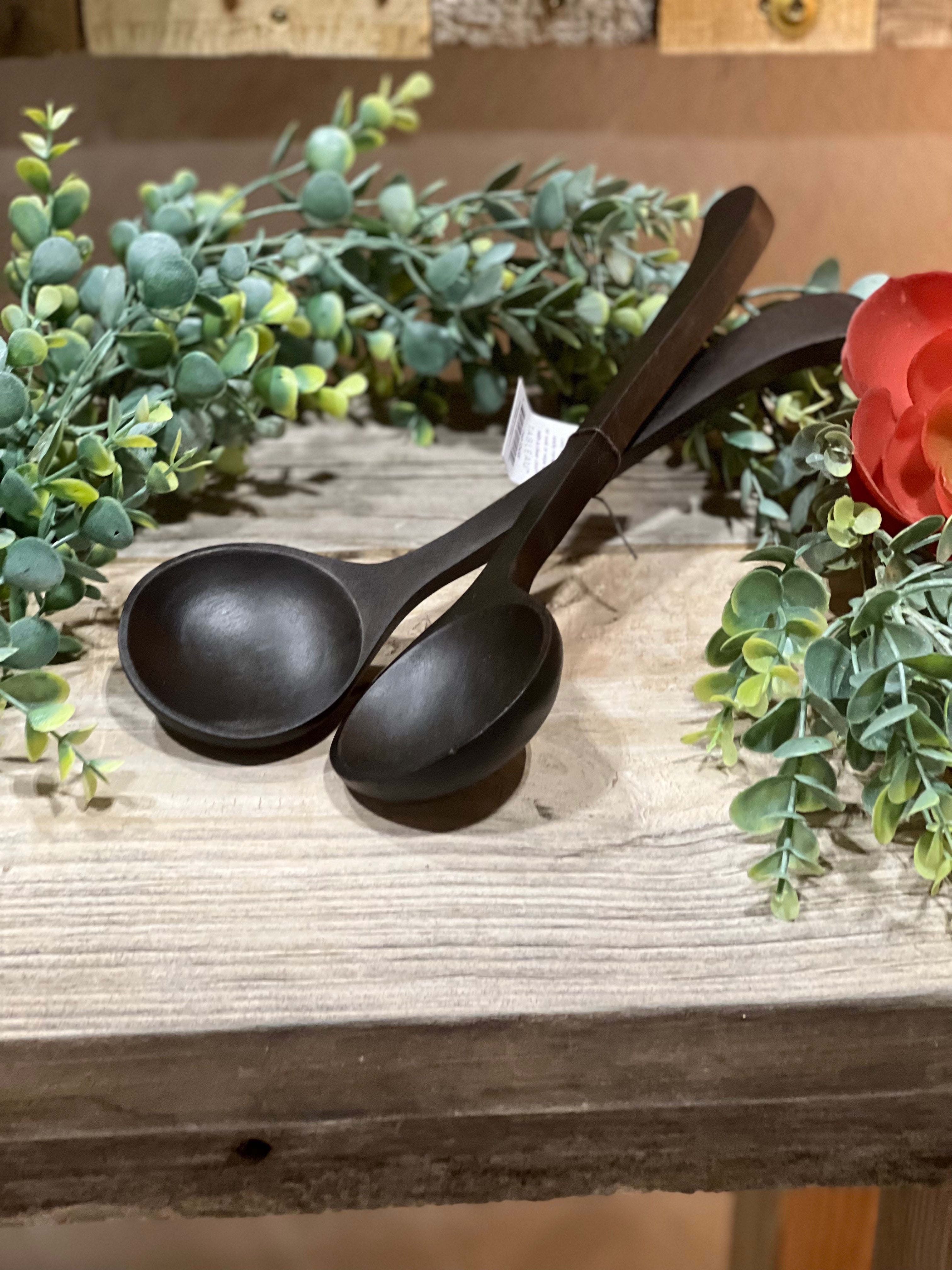Black Mona Wooden Serving Set
